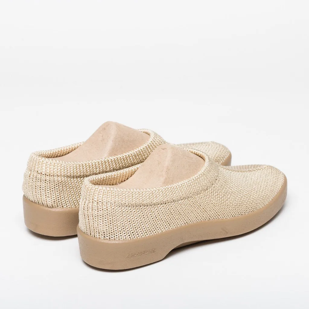 Almada Beige Slip Ons