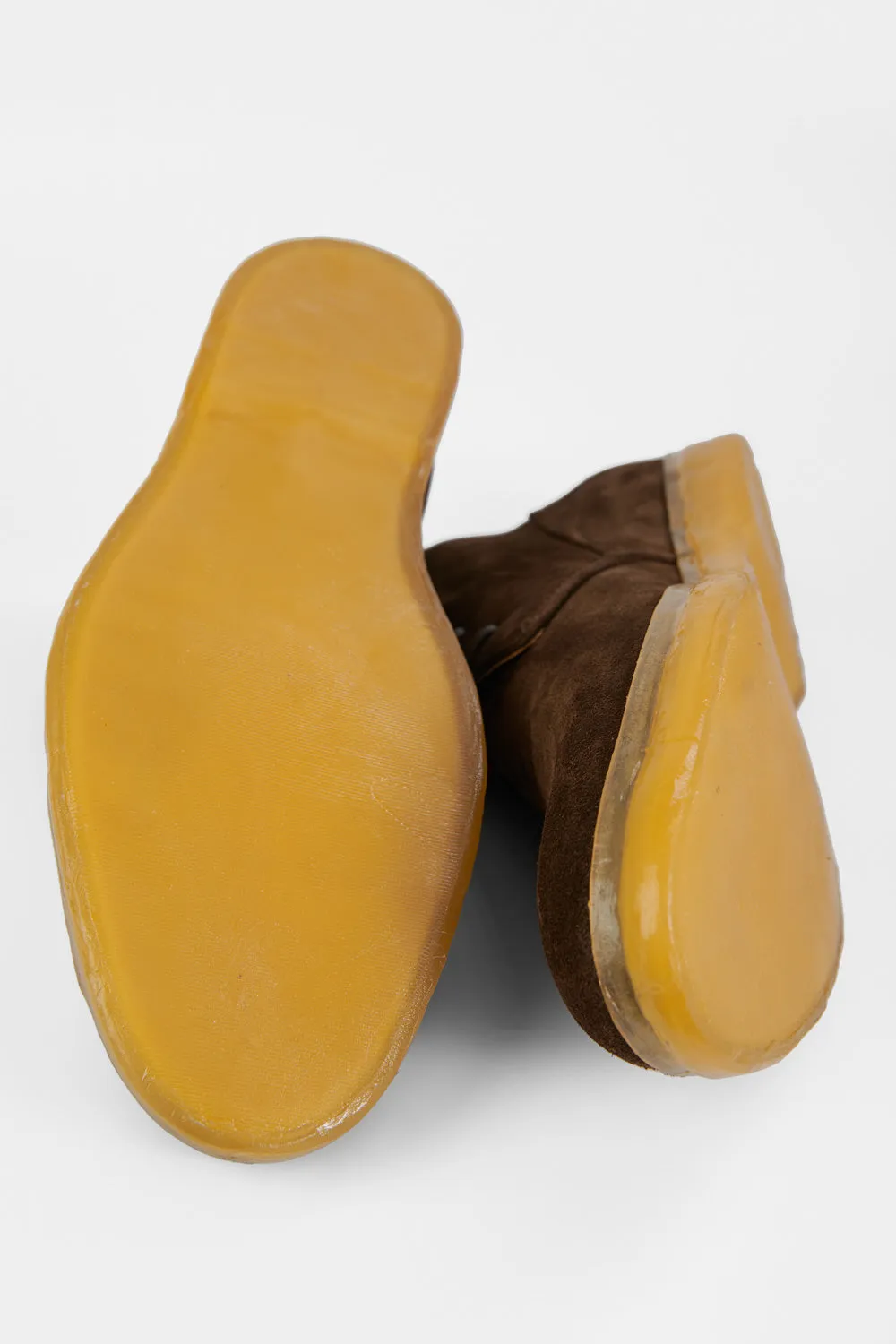 HAMPTON java-brown suede chukka boots.