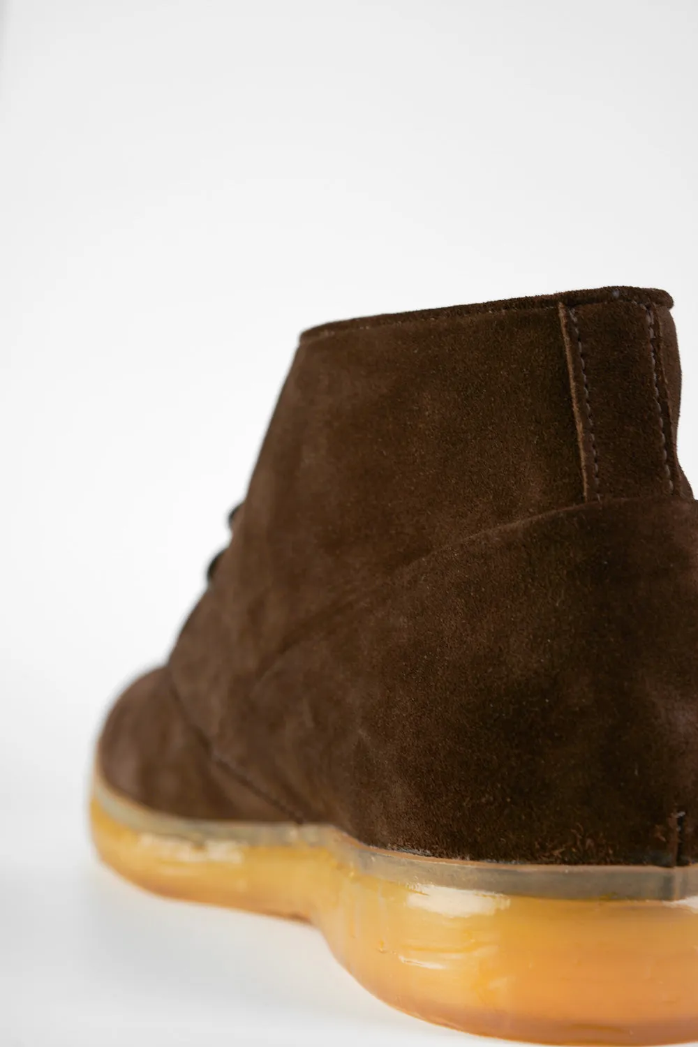 HAMPTON java-brown suede chukka boots.