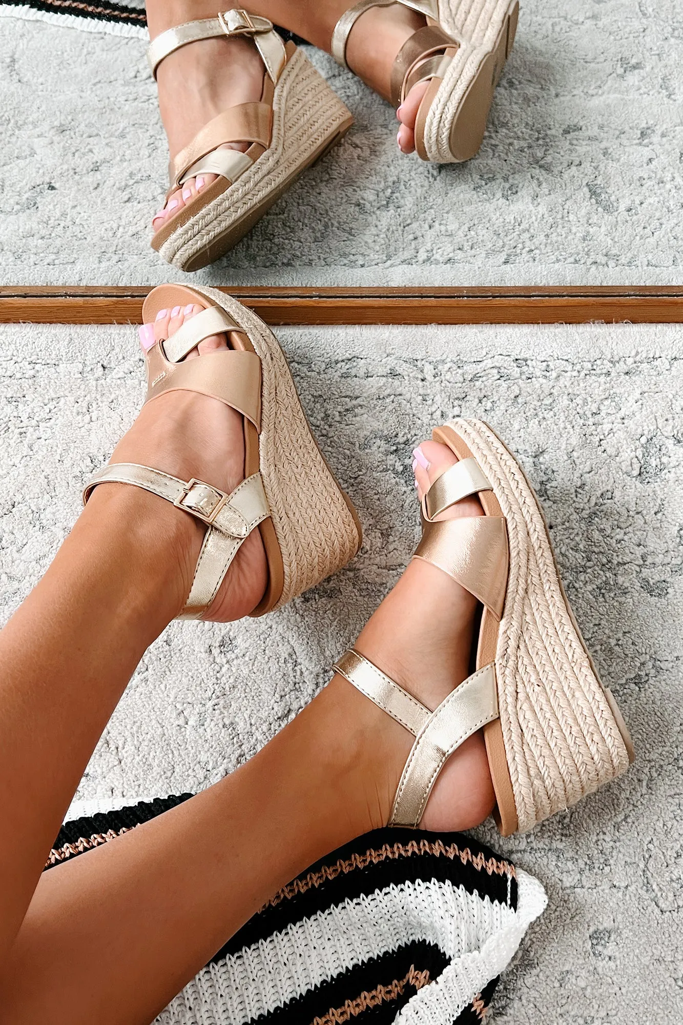 Havana Living Metallic Wedge Sandals (Gold/Penny)