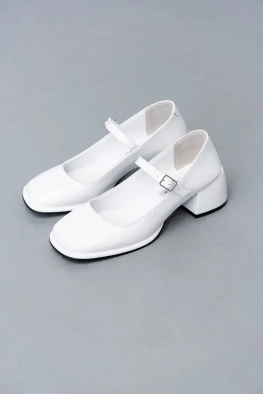Strappy Block Heel Court Shoes Patricia Milk