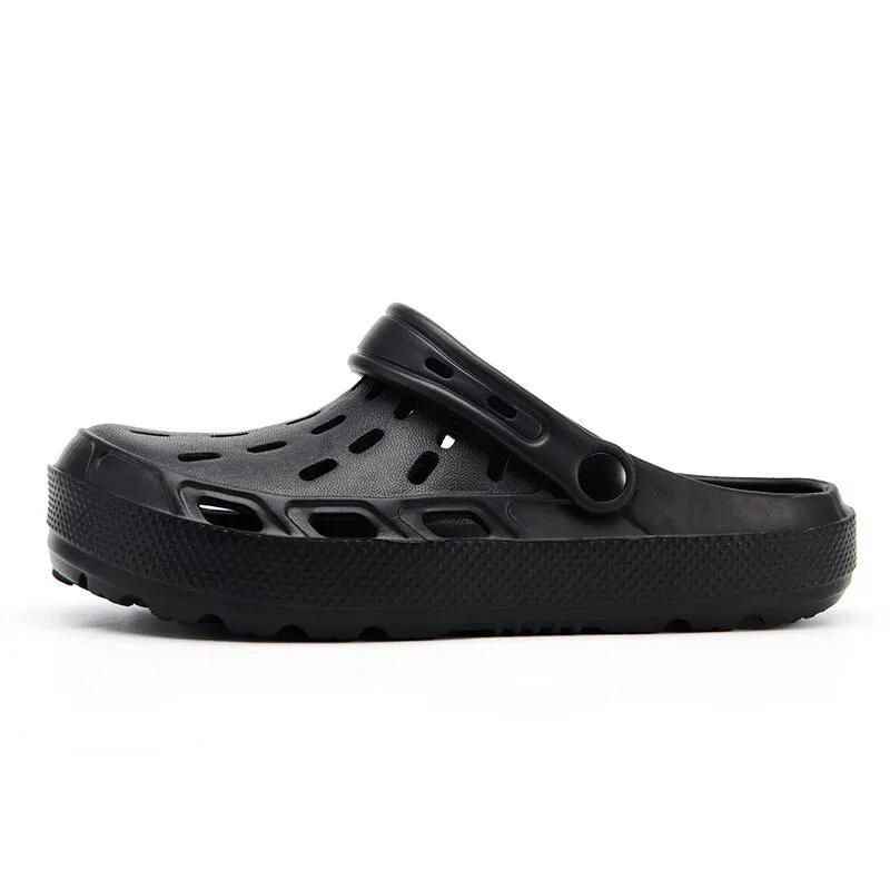 Yeknu Summer Men Sandals Platform Clogs Beach Slippers Men Shoes Aqua Breathable Hollow Out Garden Slippers black Water Shoes